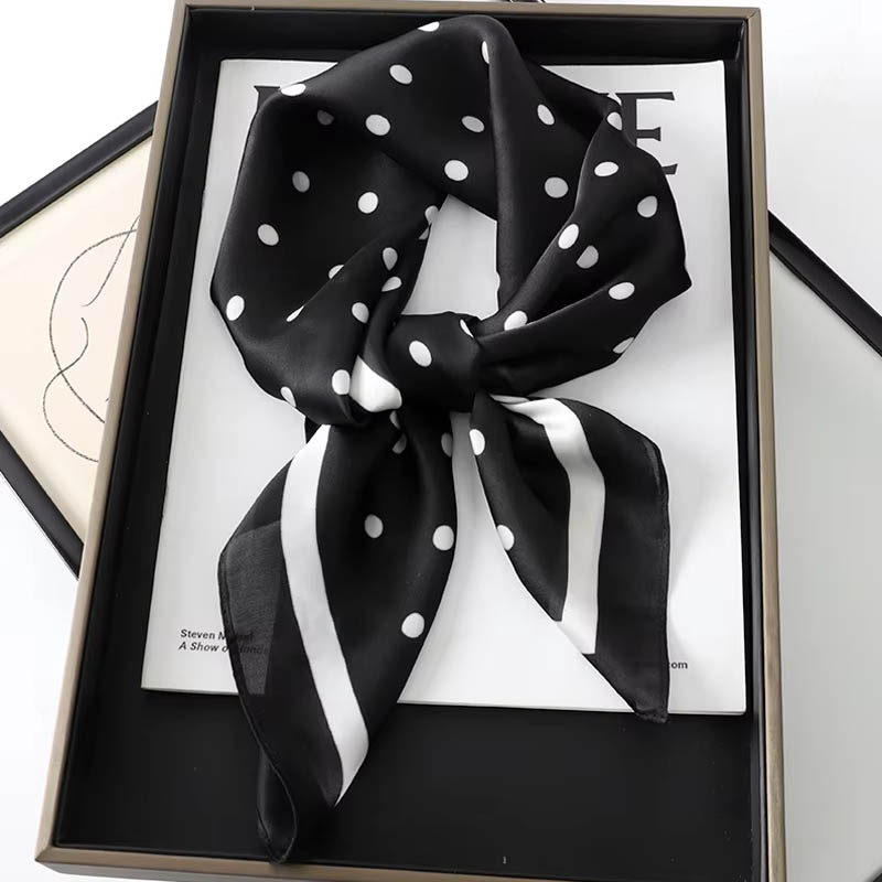 Silk Neck Scarf - ผ้าพันคอไหมสี่เหลี่ยมสำหรับผู้หญิง ผ้าคลุมศีรษะ ผ้าพันคอแฟชั่น ผ้าคลุมไหล่ ผ้าพันคอผู้หญิง