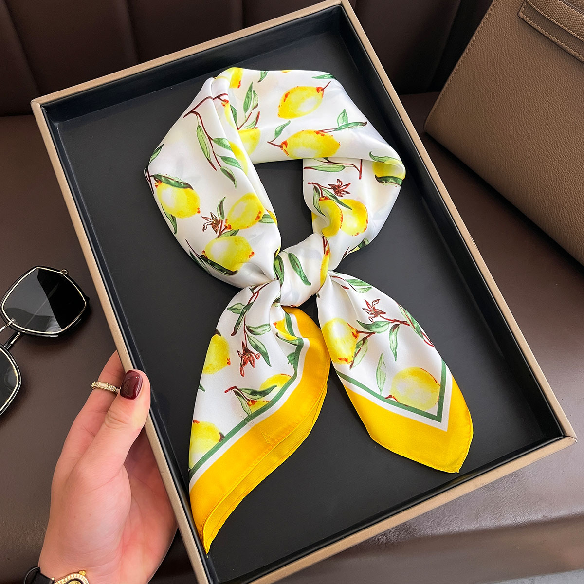 2025 ใหม่สีเหลืองมะนาวพิมพ์ผ้า - Silk Neck Scarf บทวิจารณ์และราคา
